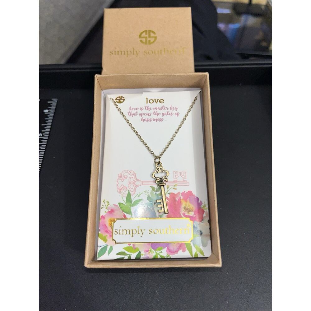 Simply Southern brand gold-tone skeleton key pendant necklace NIB
